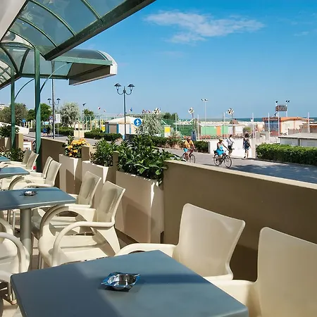 Colombo 3*