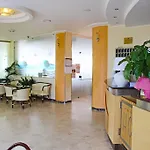 Colombo 3*