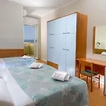 Hotel Colombo 3*