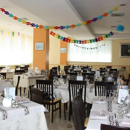 酒店 Colombo 里米尼